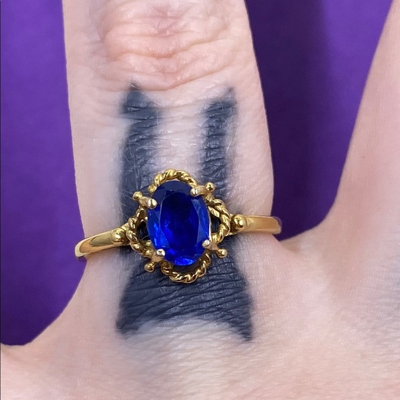 💛 Elegant Gold Filled Blue Gemstone Ring - Picture 4 of 6